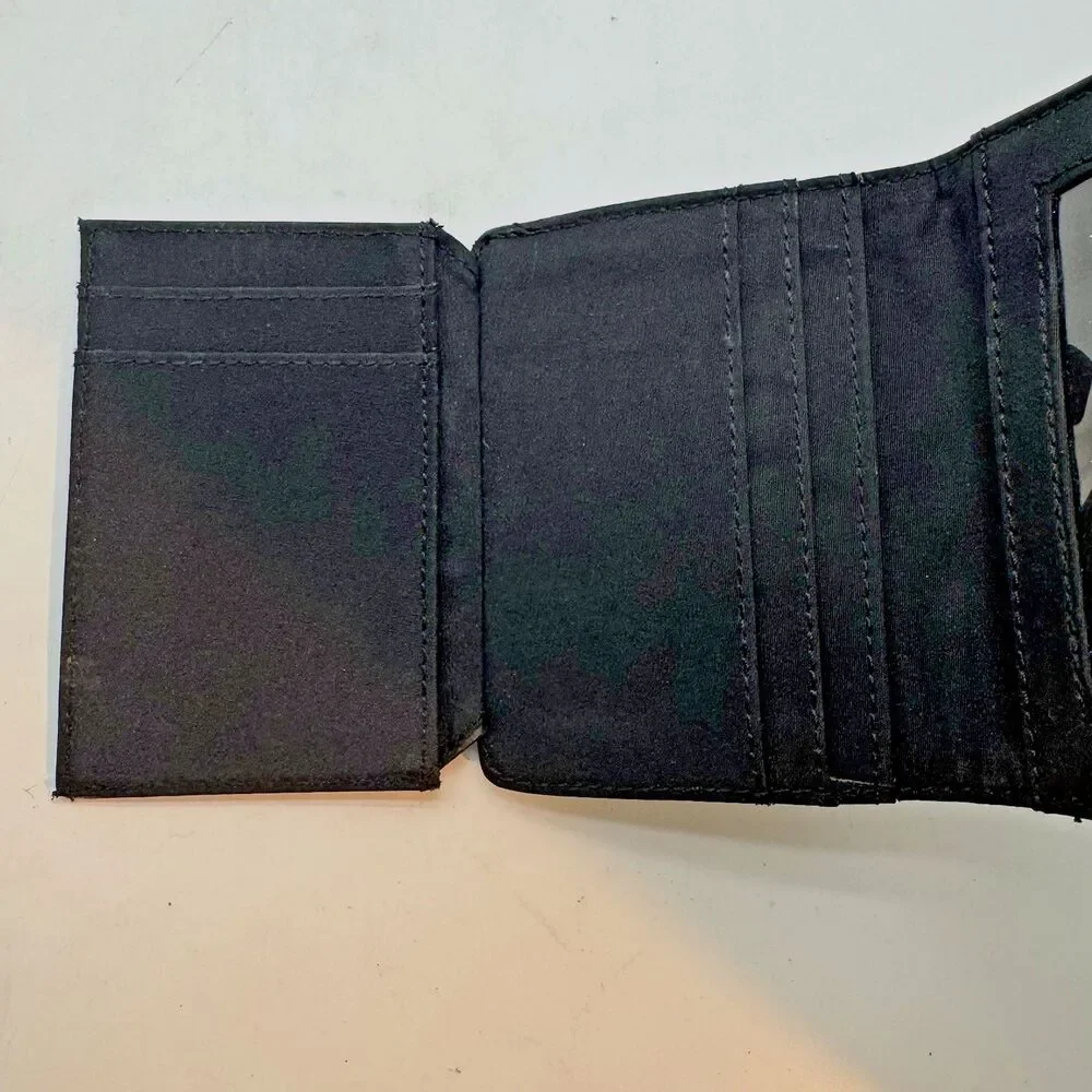 Liz Claiborne Black Patent Leather Trifold Logo Wallet ID CC Cash Coin Organizer